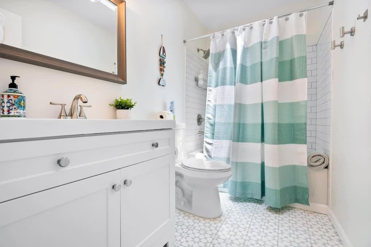The St Augusdream Renovated Beach House Sleeps 8 Walk To Beach St. Augustine Exterior photo